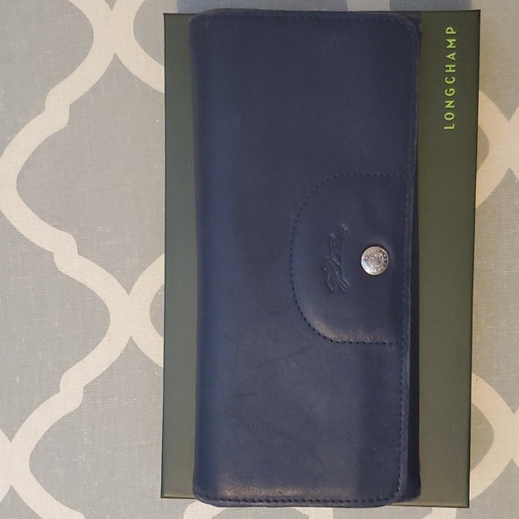 Longchamp🐎Wallet - Picture 1 of 12
